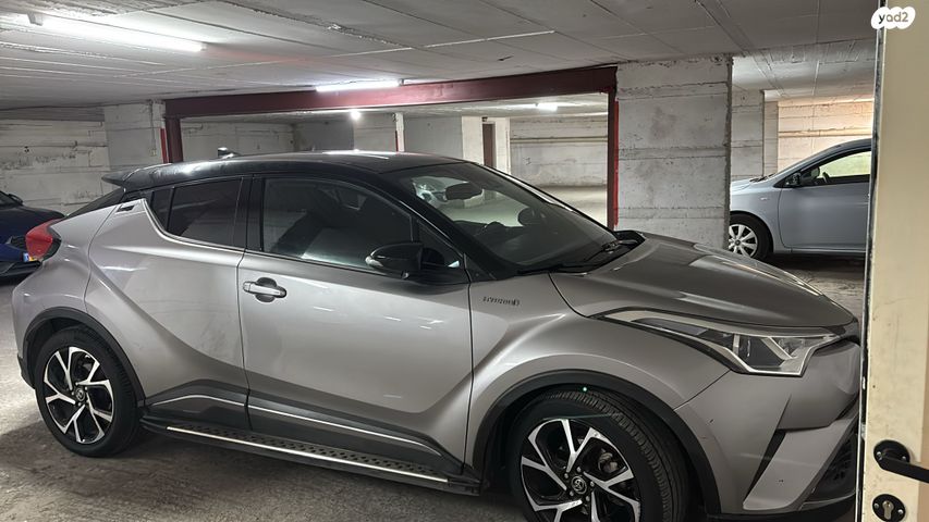 טויוטה C-HR