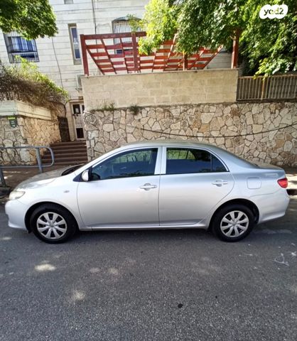 מודעת רכב טויוטה קורולה