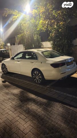 מודעת רכב מרצדס-בנץ E-class