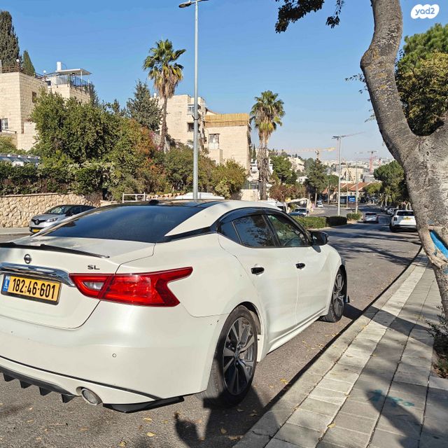 מודעת רכב ניסאן מקסימה