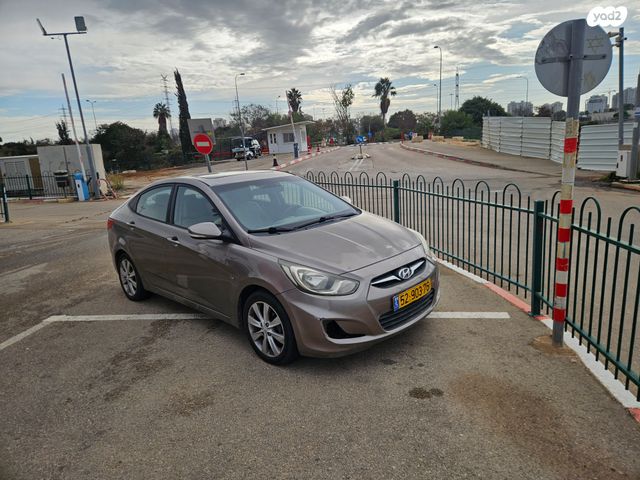 יונדאי אקסנט i25