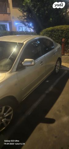 מודעת רכב מאזדה 3