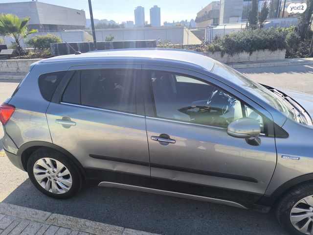 סוזוקי קרוסאובר