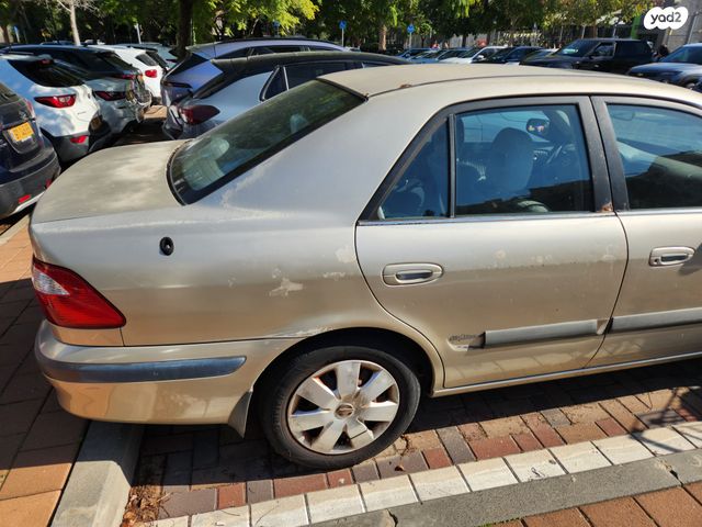 מודעת רכב מאזדה 626