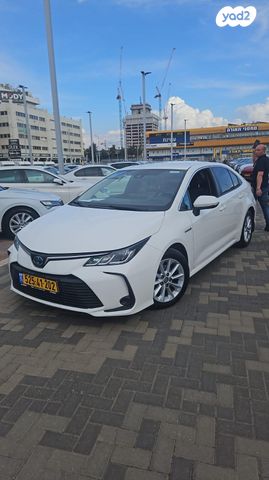 מודעת רכב טויוטה קורולה