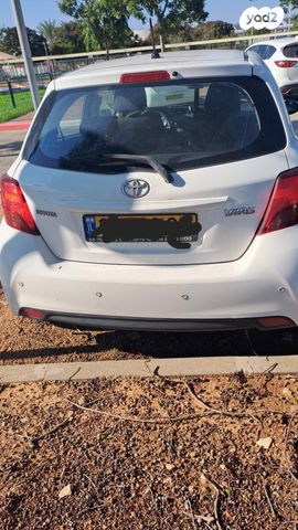 טויוטה יאריס