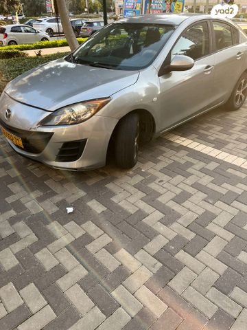 מודעת רכב מאזדה 3