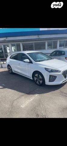 יונדאי איוניק