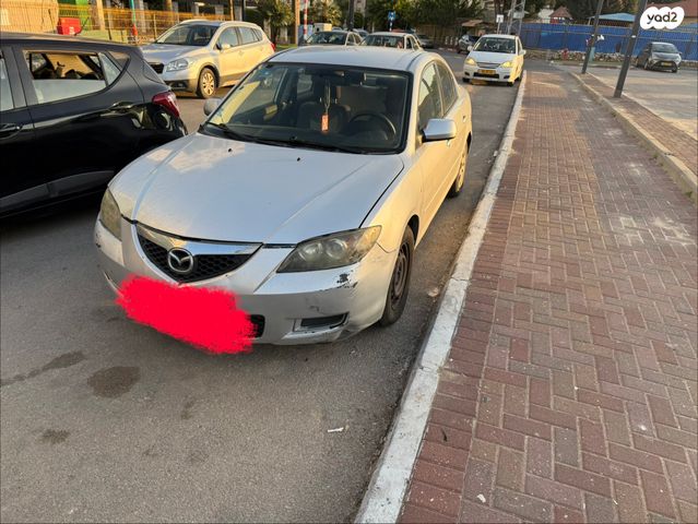 מודעת רכב מאזדה 3