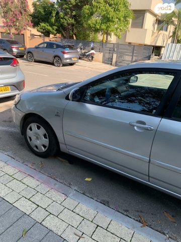 טויוטה קורולה