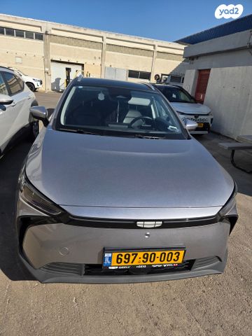 מודעת רכב ג׳ילי Geometry C