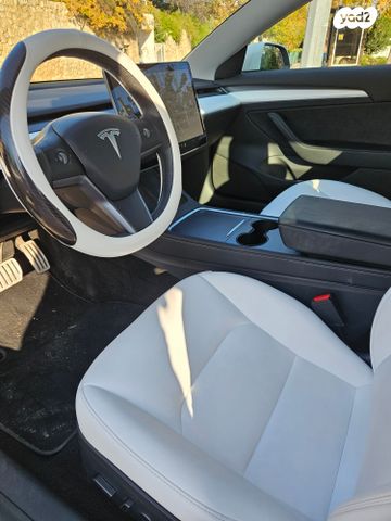 טסלה מודל 3