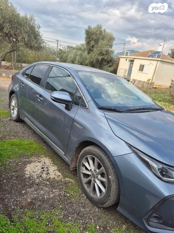 מודעת רכב טויוטה קורולה