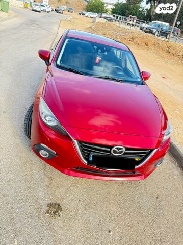 מודעת רכב מאזדה 3