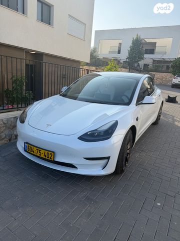 טסלה מודל 3