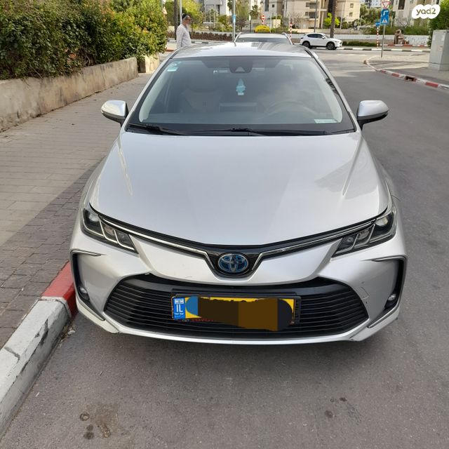 מודעת רכב טויוטה קורולה