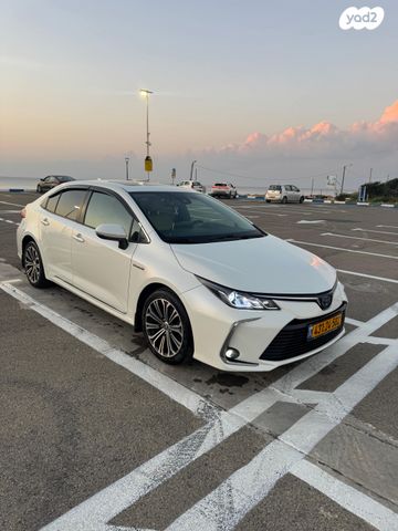 טויוטה קורולה