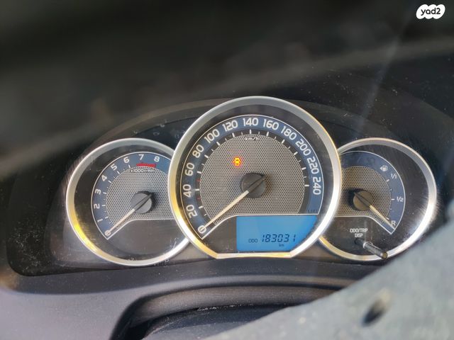 טויוטה אוריס