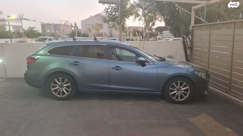 מודעת רכב מאזדה 6