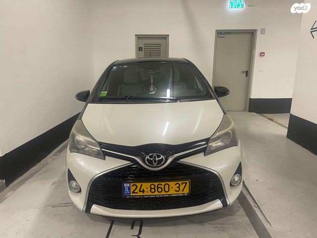 מודעת רכב טויוטה יאריס