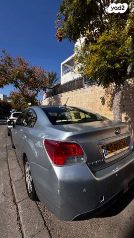 סובארו אימפרזה