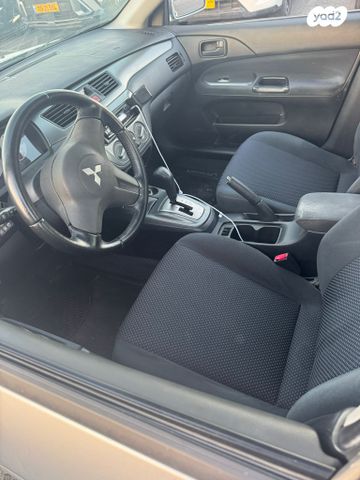 מיצובישי לנסר