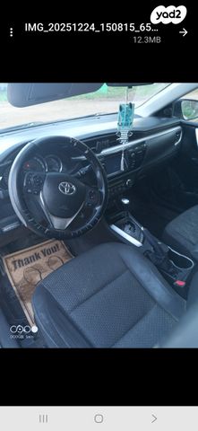 מודעת רכב טויוטה קורולה