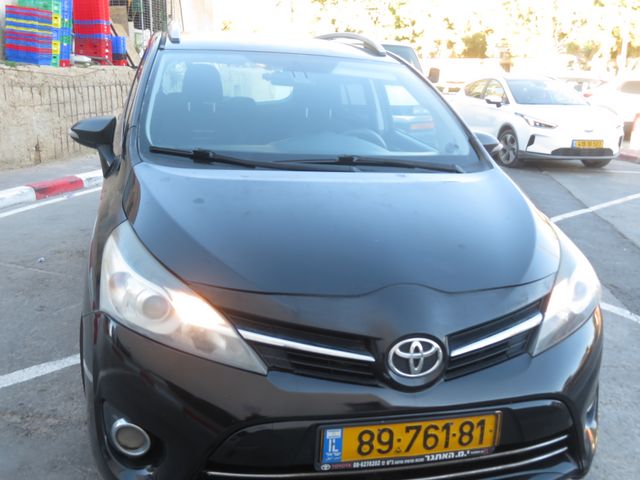 טויוטה ורסו