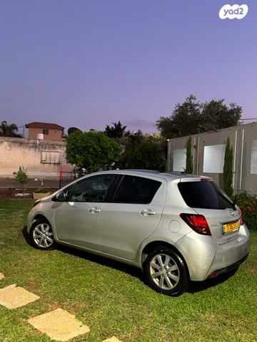 מודעת רכב טויוטה יאריס