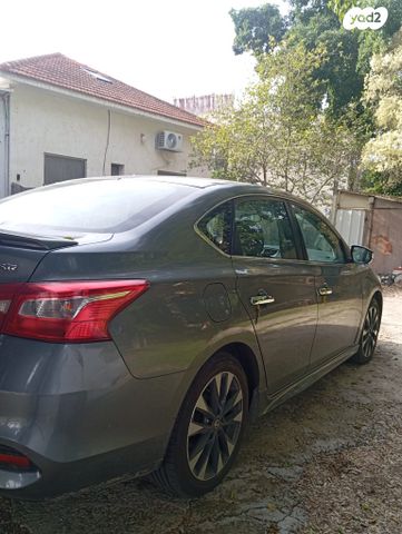 ניסאן סנטרה