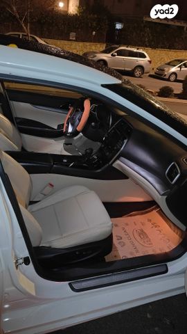 ניסאן מקסימה