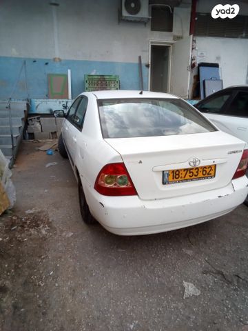 טויוטה קורולה