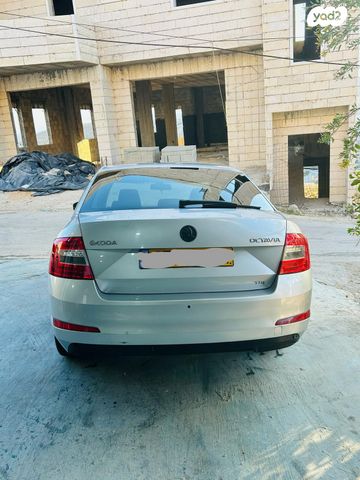 סקודה אוקטביה