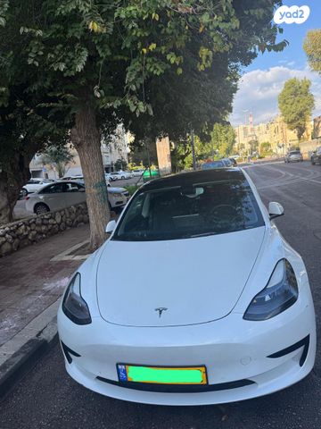 מודעת רכב טסלה מודל 3