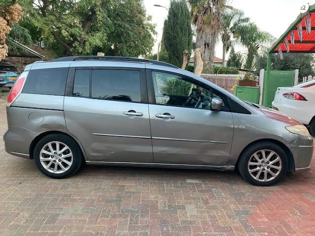 מודעת רכב מאזדה 5