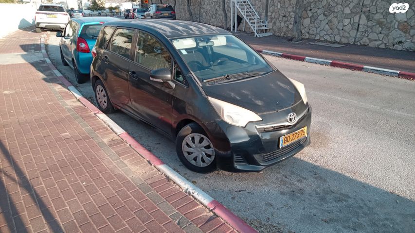 מודעת רכב טויוטה ורסו-S