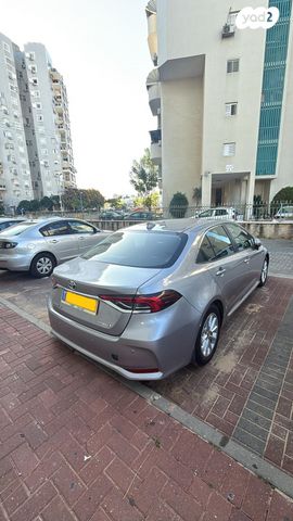 מודעת רכב טויוטה קורולה