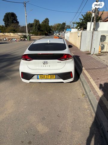 יונדאי איוניק