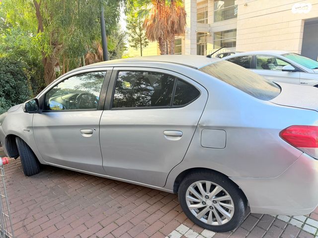 מודעת רכב מיצובישי אטראז'