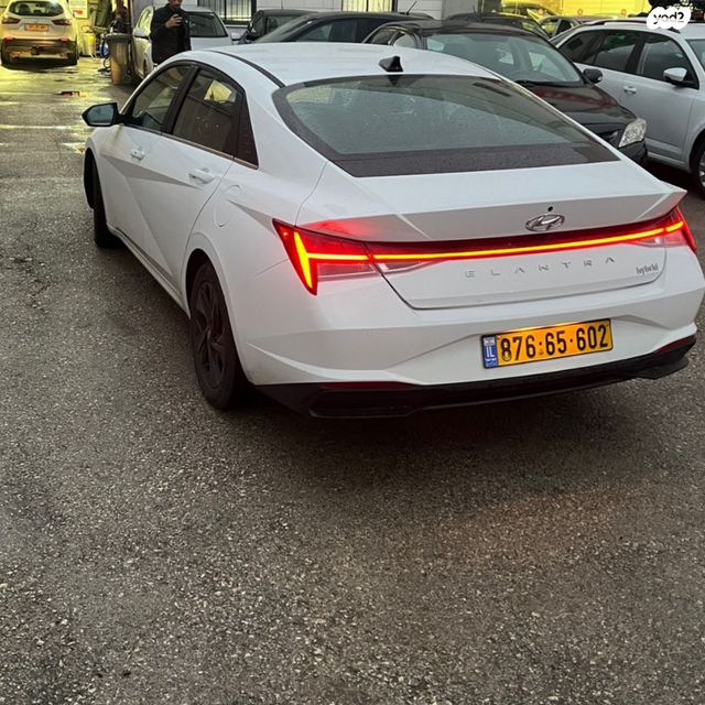 יונדאי אלנטרה