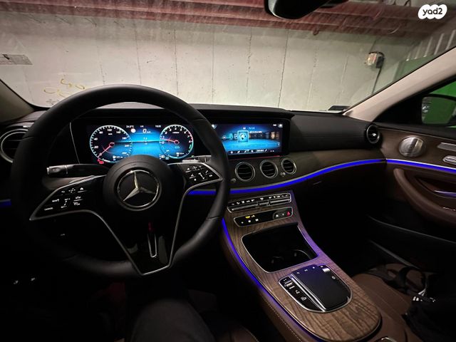 מודעת רכב מרצדס-בנץ E-class