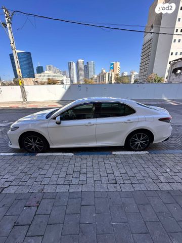 מודעת רכב טויוטה קאמרי