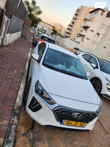 יונדאי איוניק