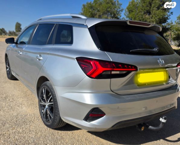 מודעת רכב אם ג'י MG5