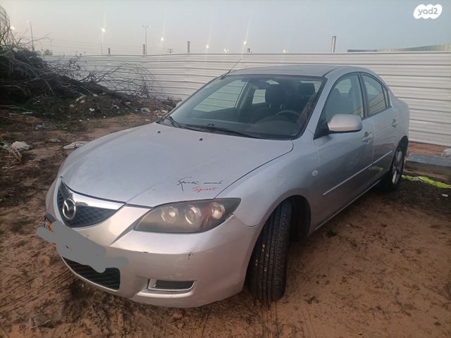 מודעת רכב מאזדה 3