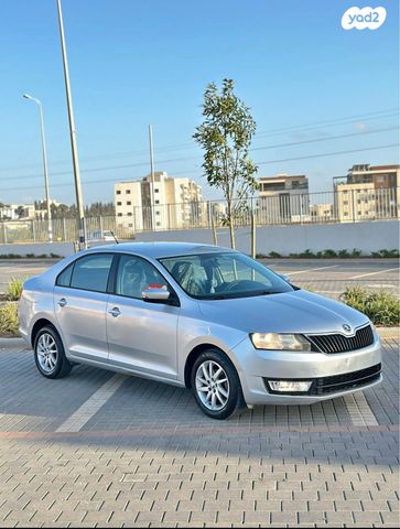 סקודה ראפיד