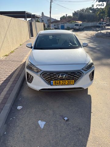 מודעת רכב יונדאי איוניק