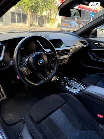 מודעת רכב ב מ וו סדרה 1