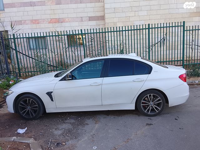 מודעת רכב ב מ וו סדרה 3