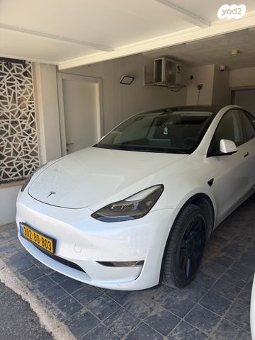 מודעת רכב טסלה מודל Y